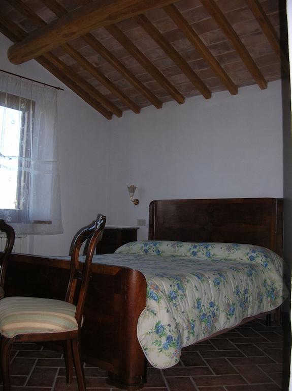 Casa Vacanze Porta Vecchia Montalcino Quarto foto
