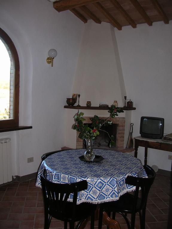 Casa Vacanze Porta Vecchia Montalcino Quarto foto