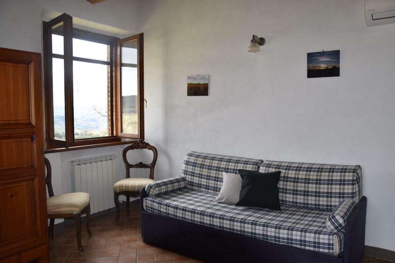 Casa Vacanze Porta Vecchia Montalcino Exterior foto